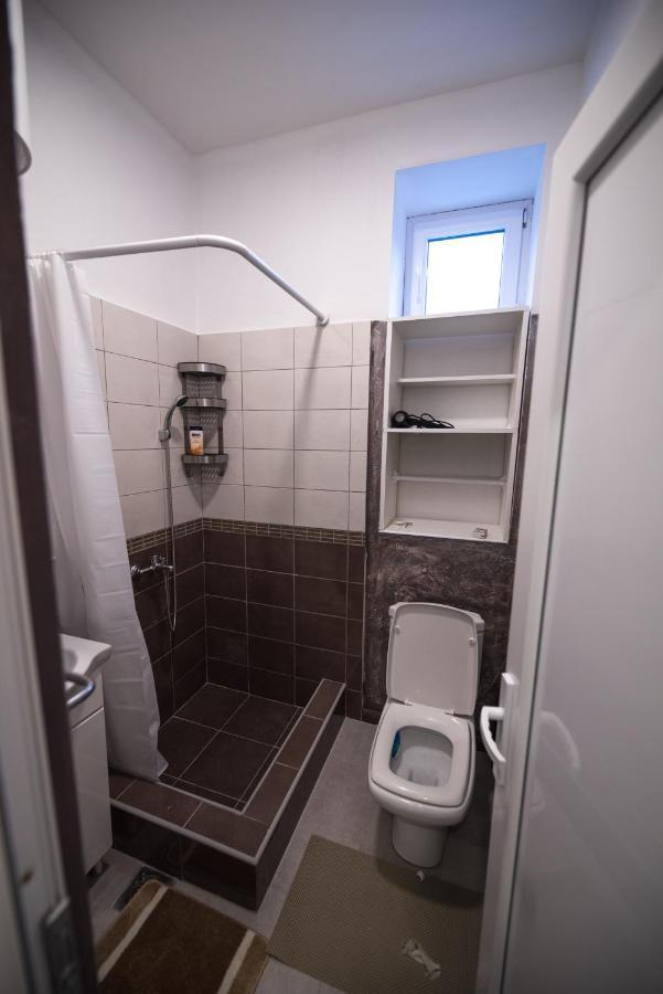 Hostel Evropa Nikšić المظهر الخارجي الصورة