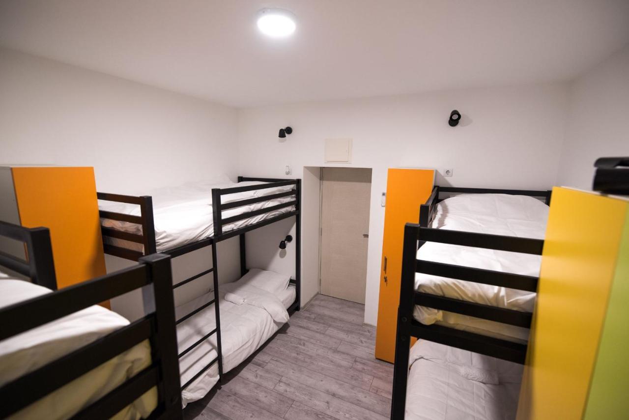 Hostel Evropa Nikšić المظهر الخارجي الصورة
